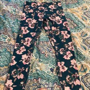 Fabletics long flowered leggings